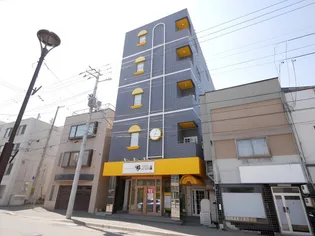 クロスコート【5階】の外観