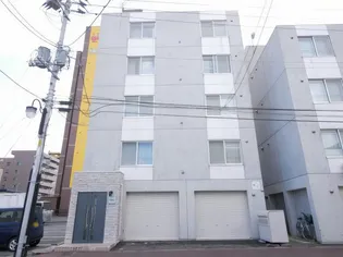 AKT月寒中央の画像