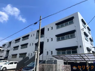 ラテールヨコチの画像