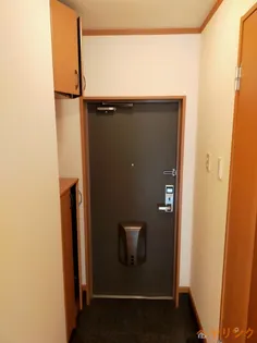 グランディールU【202号室】の玄関