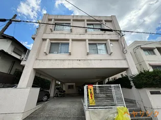 マンションアイユーの画像