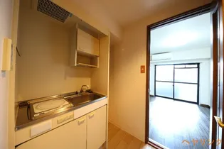 サンハイム新守山【4階】のキッチン