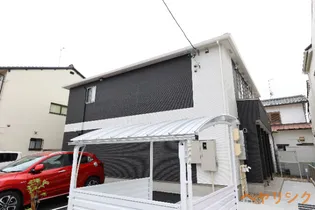 ROUGE COCORU(ルージュココル)【2階】の外観