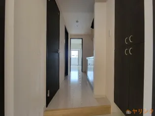 axis meisei【4階】の玄関