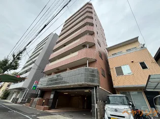 プランドール城見通【3階】の外観