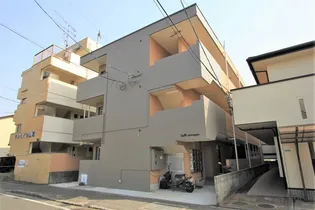 Luft山越【102号室】の外観