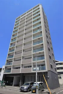 アーバン山越【703号室】の外観