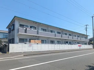 ファミーユ東石井の画像