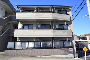 ヴィラ鈴村【301号室】の外観