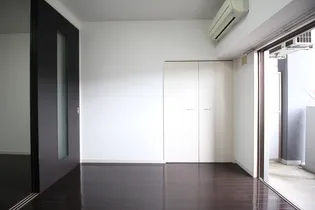 グランディ下曽根【503号室】の居間