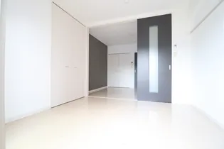 グランディ下曽根【802号室】の寝室