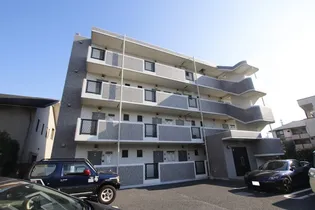 アクア ウエストの画像