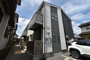 クレール ユニヴェール【102号室】の外観