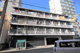 本町シングルス【407号室】の外観