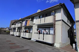 セントラルコート鷹子A棟【102号室】の外観