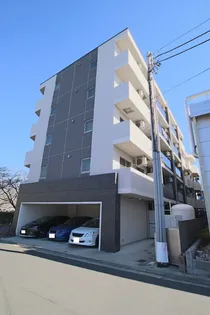 R'S ラグーナの画像