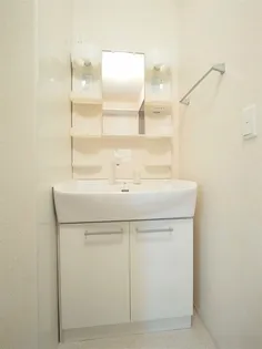 ロイヤル・メゾン A棟【101号室】の内装