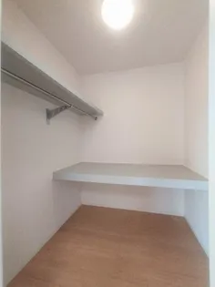 ロイヤル・メゾン A棟【102号室】の内装