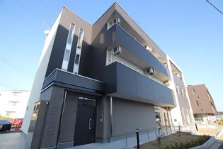 ヴァールハイト高柳【307号室】の外観