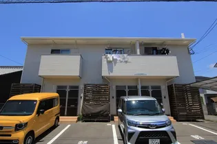 La Casa CAYENNE 室町【101号室】の外観