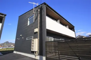 ウィンドグレイスB棟【203号室】の外観