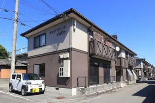 フレグランスくぼたC棟【202号室】の外観