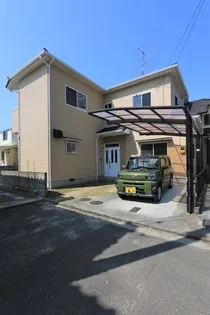 愛媛県松山市正円寺1丁目【一戸建】の外観