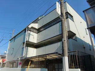 フォワイエ デ フィーユの画像