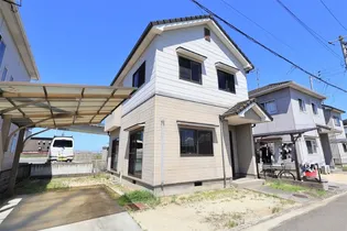 愛媛県松山市南吉田町【一戸建】の外観