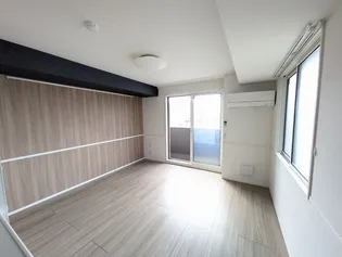 フェリシティ荒井【202号室】の居間