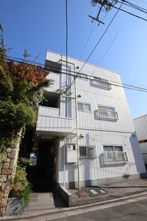 メゾンプチティールの画像