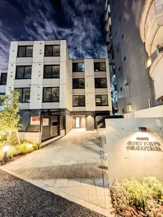 東京都新宿区高田馬場4丁目【マンション】の外観