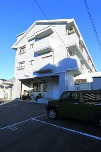 ニック小坂の画像