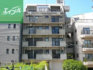 クオーレ中川【302号室】の外観