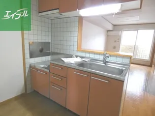 ノーブルメゾン【2階】のキッチン