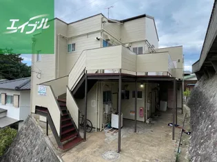 エクシード葉山【203号室】の外観