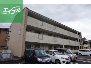 メゾン・カレ【3階】の外観