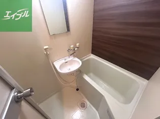 メゾンロワヴェール【103号室】の風呂