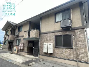 メゾン・ラ・パトリアE【1階】の外観