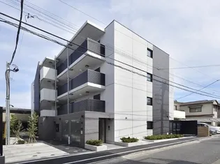 ルネサンスコート三軒茶屋WEST【1階】の外観