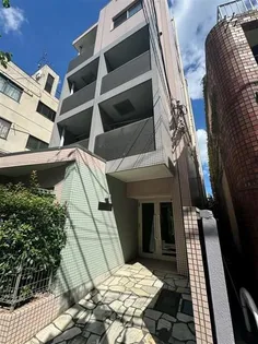 ブリュネーゼ三軒茶屋【2階】の外観