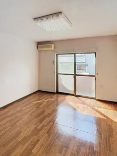 カンティレバーⅡ【204号室】の居間