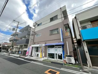 レッドマンションの画像