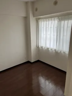 エビハラサングリーン川口【2F号室】の居間