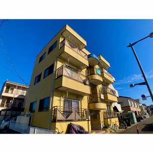 アブニール【3階】の外観