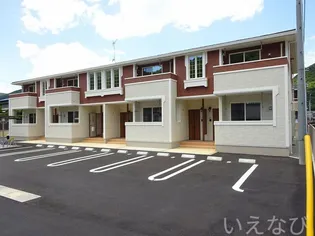 岡山県備前市伊部【アパート】の外観