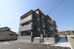 岡山県岡山市中区高屋【アパート】の外観