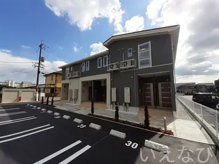 岡山県倉敷市中庄【アパート】の外観