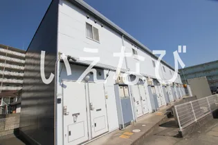 岡山県岡山市北区津高【アパート】の外観