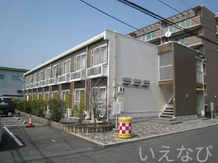 岡山県岡山市北区新屋敷町1丁目【アパート】の外観